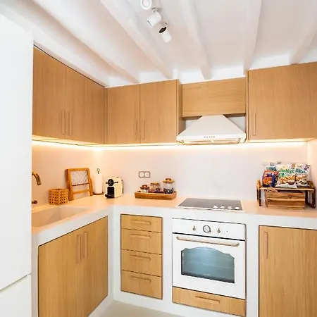 וילה Nima Klouvas